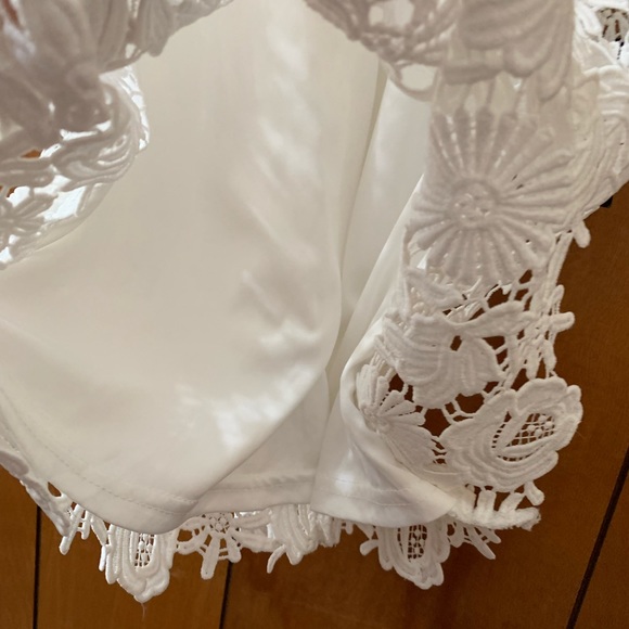 NWT Lulu’s white lace floral mini dress size small - Picture 4 of 11